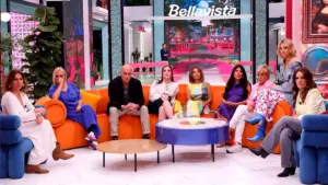 DESPLOME HISTÓRICO: ‘LA FAMILIA DE LA TELE’ CAE EN PICADO CON SOLO 7,4% DE AUDIENCIA