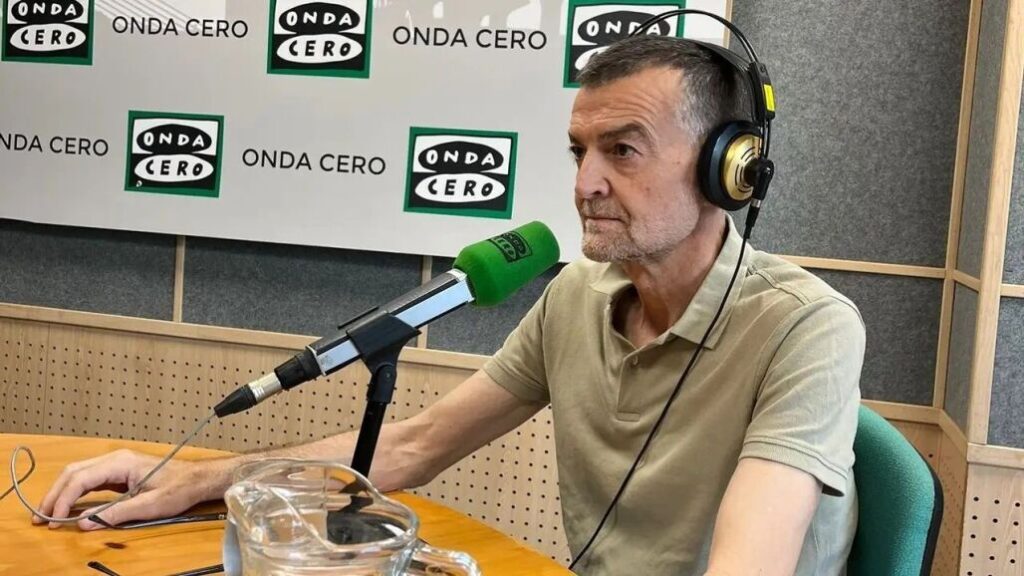 Antonio Maíllo, con Carlos Alsina en ‘Más de uno’: “No percibo descomposición en el entorno del PSOE”